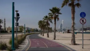 Frika nga lufta, Dubai rikthehet si në kohën e pandemisë. Rrugët bosh