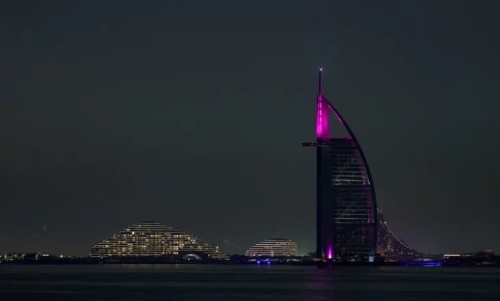 Frika nga lufta, të pasurit e Dubait paguajnë deri në 200 mijë dollarë për t’u larguar