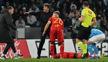 Frikë në Maradona, Banda rrëzohet përtokë…Conte i alarmuar kërkon ndihmë