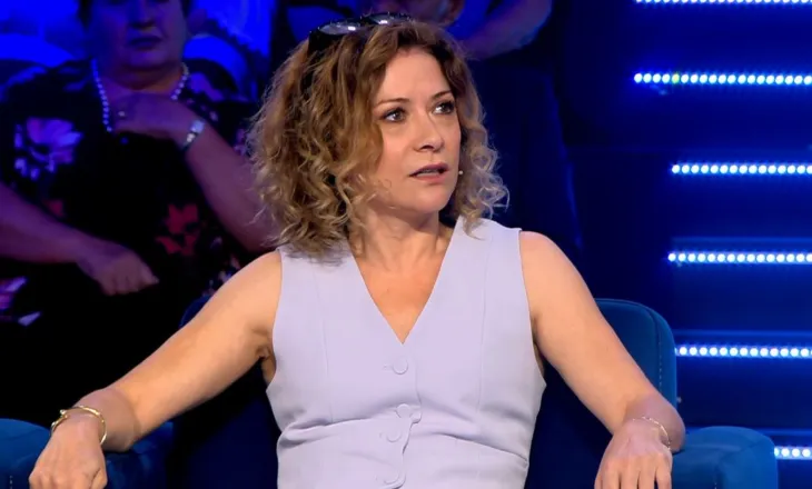 Frikësohet Egla Ceno, i thyejnë xhamin e makinës: Mos më prek damarin se…