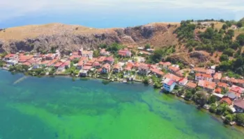 Fshati Lin shpallet pasuri kulturore e paluajtshme si “Ansambël arkitektonik urban”