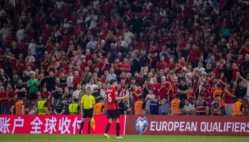 FSHF orienton tifozët shqiptarë në Varshavë, jepet informacion për mënyrën si do ndiqet ndeshja në Poloni