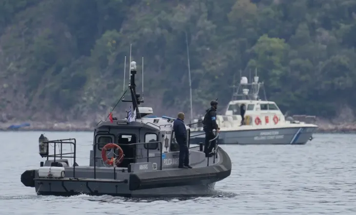 Fundoset anija “Frontex” në brigjet e Greqisë, në bord edhe ambasadori i Estonisë, 4 të plagosur