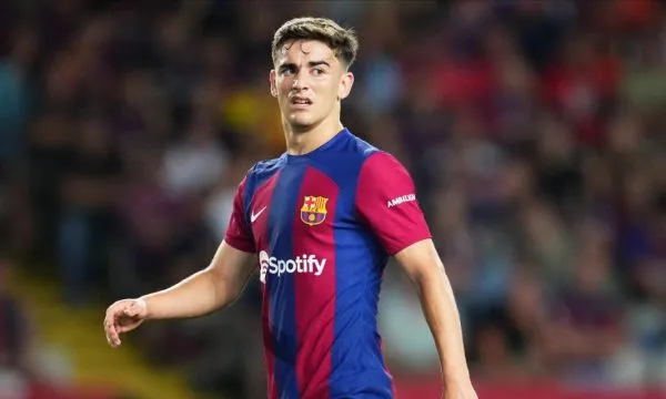Gavi kthehet te Barcelona pas shtatë muajsh dëmtim, trajneri Flik mund ta aktivizojë këtë javë