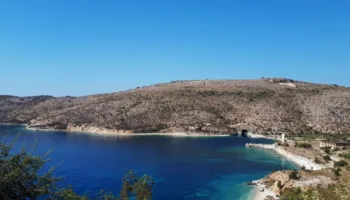 “GB News”: Nga Ksamili në Porto Palermo, perlat shqiptare që po sfidojnë destinacionet e mbipopulluara