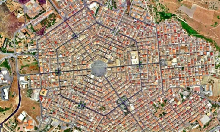 Gjashtëkëndëshi i përsosur – një qytet italian ideal për dashamirësit e gjeometrisë