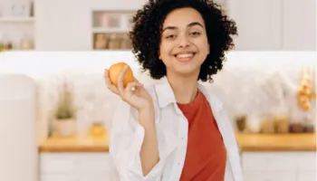 Gjendja pozitive shpirtërore i ndihmon gratë të mbajnë dietë