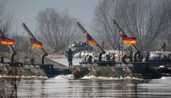 Gjermania bëhet eksportuesi i katërt më i madh i armëve në botë