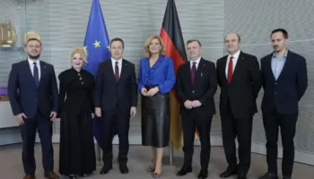 “Gjermania mbështet anëtarësimin e Shqipërisë në BE”/ Peleshi takon Presidenten e Bundestagut