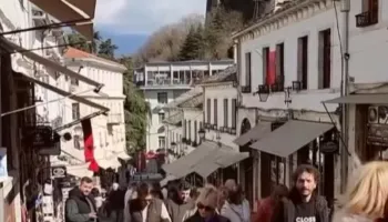 Gjirokastra drejt një tjetër REKORDI turistik, Rama: Vizitorët nga e gjithë bota e kanë nisur më herët se kurrë!