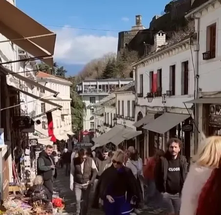 Gjirokastra drejt një tjetër REKORDI turistik, Rama: Vizitorët nga e gjithë bota e kanë nisur më herët se kurrë!