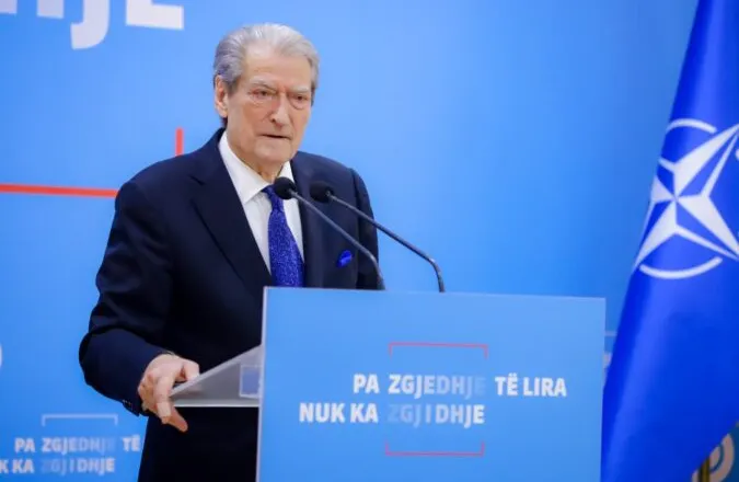 GJK zbardh vendimin: Zgjatja e “arrestit shtëpiak” për Sali Berishën, masë antikushtetuese