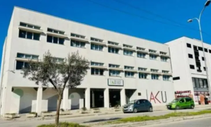 Gjykata e Durrësit lë në burg ish-drejtorin e AKU, kërcënoi punonjësit