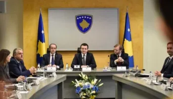 Gjykata Kushtetuese pezulloi dekretin e Vjosa Osmanit, reagon qeveria e Kosovës: Presim vendimin përfundimtar!