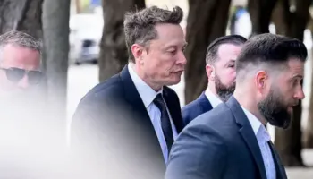 Gjyqi i Musk: Investitorët i interpretojnë gabim postimet në rrjetet sociale