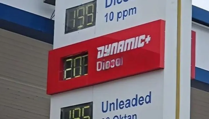 Goditje e papritur/ Nafta në Vlorë fluturon në 209 lekë, çmimi në tabela ndryshoi “sa hap e mbyll sytë”