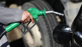 Goditje për shoferët/ Rritet sërish nafta në kryeqytet, ja sa kushton tani një litër