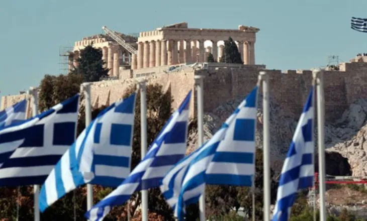 Greqia rrit pagën minimale, nga 1 prilli shkon në 920 euro