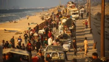 Grup i djathtë izraelit organizon fluturime misterioze për të transferuar palestinezë nga Gaza