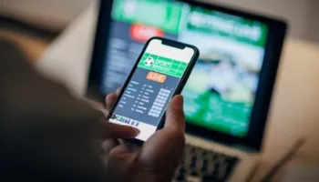 Hapen bastet sportive online! Jepen vetëm 10-të licenca në të gjithë vendin, kriteret