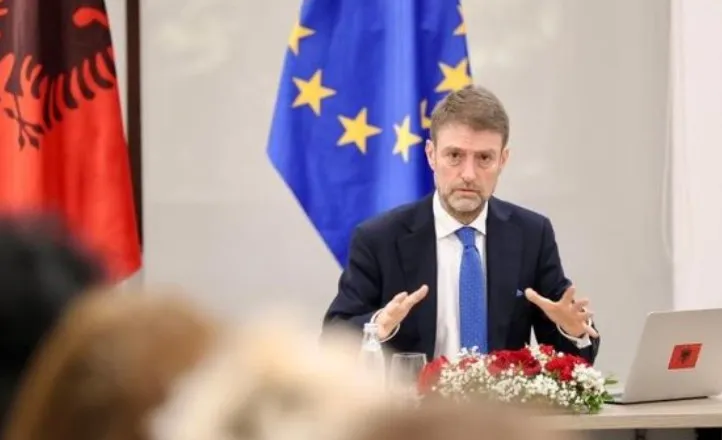 Hoxha përkujton 27-vjetorin e bombardimit të Serbisë nga NATO: Moment përcaktues në histori