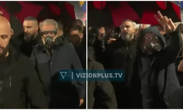 I vendosën flakën kryeministrisë, Berisha largohet me kundragaz (FOTO)