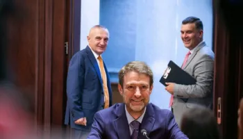 Ilir Meta dhe Partia e Lirisë shpërthejnë ndaj ministrit të ri të Jashtëm, tregojnë të pathënat e marrëveshjes me…