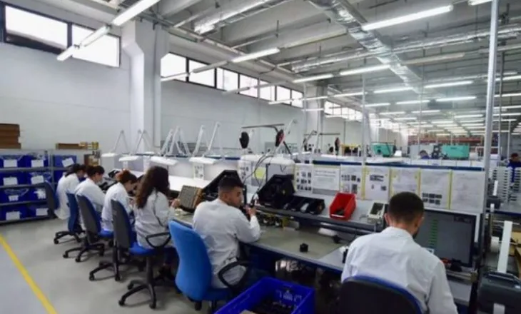 INSTAT: Rritet punësimi në tremujorin e katërt të 2025-ës, shërbimet kryesojnë rritjen