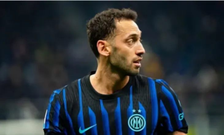 Inter, Hakan Calhanoglu zbulon: Prisja Milanin, por më pas Inzaghi më bindi. Më donin edhe Juventus e Barcelona