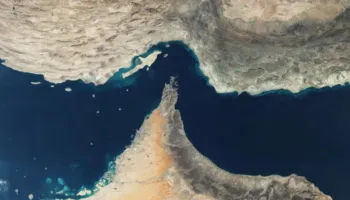 Irani jep ‘dritën jeshile’/ Hap Ngushticën e Hormuzit, lejon kalimin e 20 anijeve pakistaneze