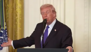 “Irani ka injoruar paralajmërimet tona”/ Trump nga Shtëpia e Bardhë: I folëm për programin bërthamor, por…