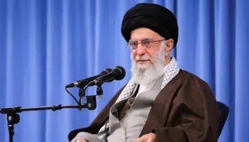 Irani konfirmon vdekjen e Ajatollahut Ali Khamenei, shpall 40 ditë zie