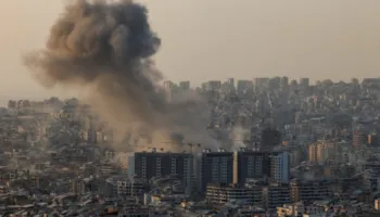 Irani lëshon raketa balistike drejt bazës amerikano-britanike në ishullin Diego Garcia, Izraeli godet në Teheran dhe Bejrut