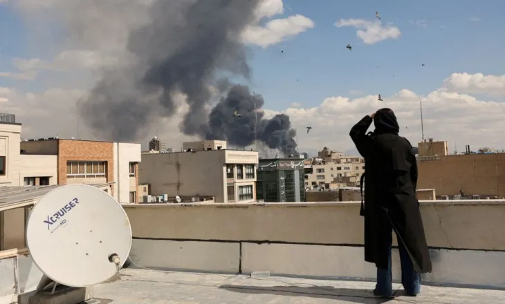 Irani nis raketat ndaj Izraelit, sulme izraelite godasin objektiva në Teheran