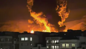 Irani nis sulme të reja, shpërthime të forta në Dubai dhe Emirate