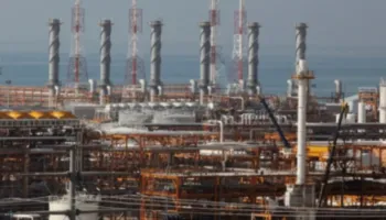 Irani pezullon eksportet e gazit natyror drejt Turqisë