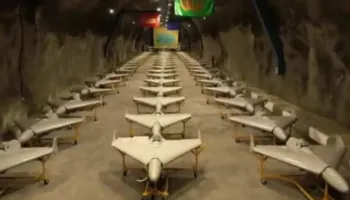 Irani publikon flotën e tij të dronëve në tunel nëntokësor