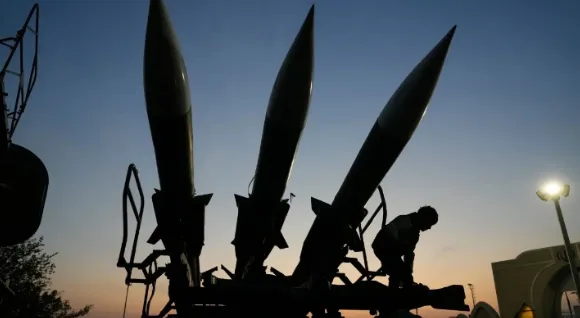 Irani refuzon planin e Trump me 15 pika, goditet aeroporti i Kuvajtit