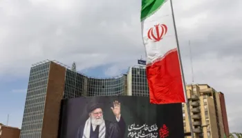 Irani shtyn emërimin e pasardhësit të Khameneit për shkak të shqetësimeve për sigurinë