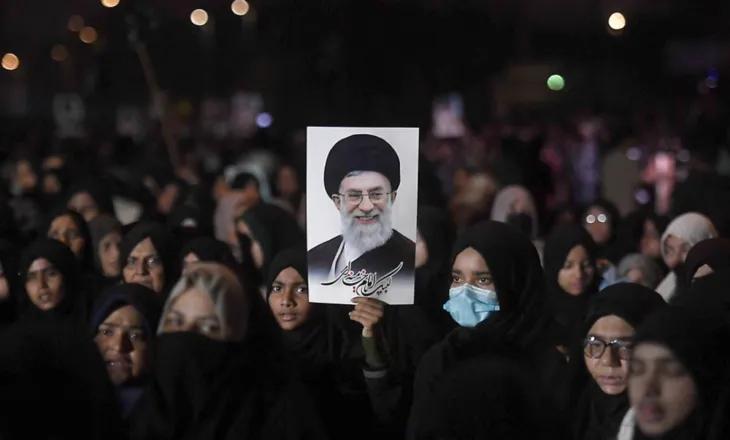 Irani shtyn funeralin e Khameneit, zbulohet arsyeja