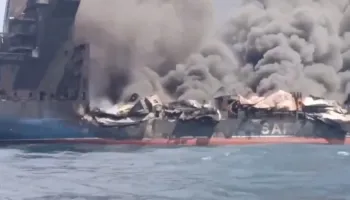 Irani sulmon me raketa anijen tajlandeze që kaloi pa leje Ngushticën e Hormuzit