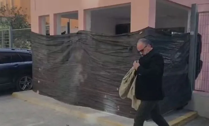 Ish-kryebashkiaku i Vlorës 1 orë në SPAK, Dritan Leli: Asgjë për t’u shqetësuar!