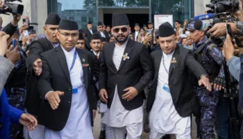 Ish-reperi Shah bëhet kryeministër i Nepalit, sfida për stabilitet dhe punësim