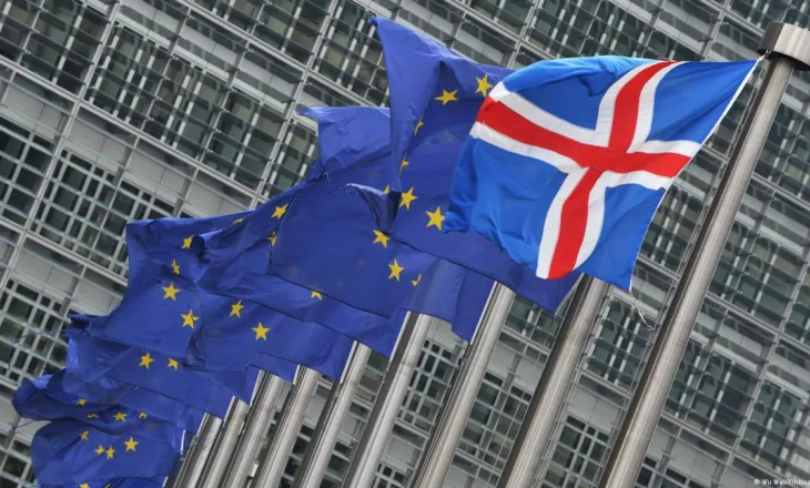 Islanda voton për rifillimin e bisedimeve të anëtarësimit në BE