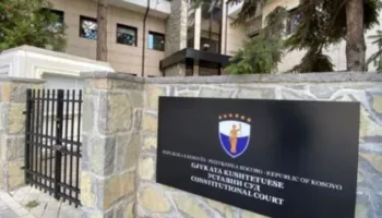 Iu drejtua Kushtetueses për emërimin e anëtarëve në KQZ, kritikohet Presidentja Osmani