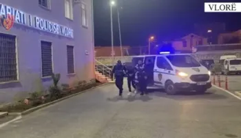 Iu gjetën municion luftarak dhe një kallëp tritol, arrestohet 35-vjeçari në Vlorë