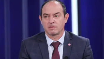 “Iu vra gruaja dhe vajza gjatë bombardimit”/ Gjinishi për liderin e ri të Iranit: Mjaft i ashpër, mund të krijojë bombën bërthamore