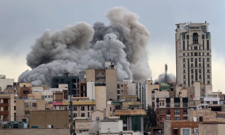 Izraeli nis një operacion të ri tokësor në Libanin jugor, evakuohen qindra mijëra banorë