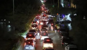 Izraeli vijon sulmet, u bën thirrje libanezëve që jetojnë në më shumë se 50 fshatra: Duhet të largoheni