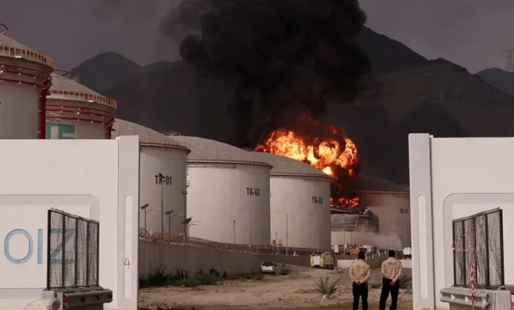 Izraeli zgjeron sulmet në Iran teksa digjen objektet energjetike në rajonin e Gjirit